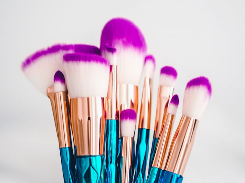 Makeup Brushes - blue and brown makeup brush set